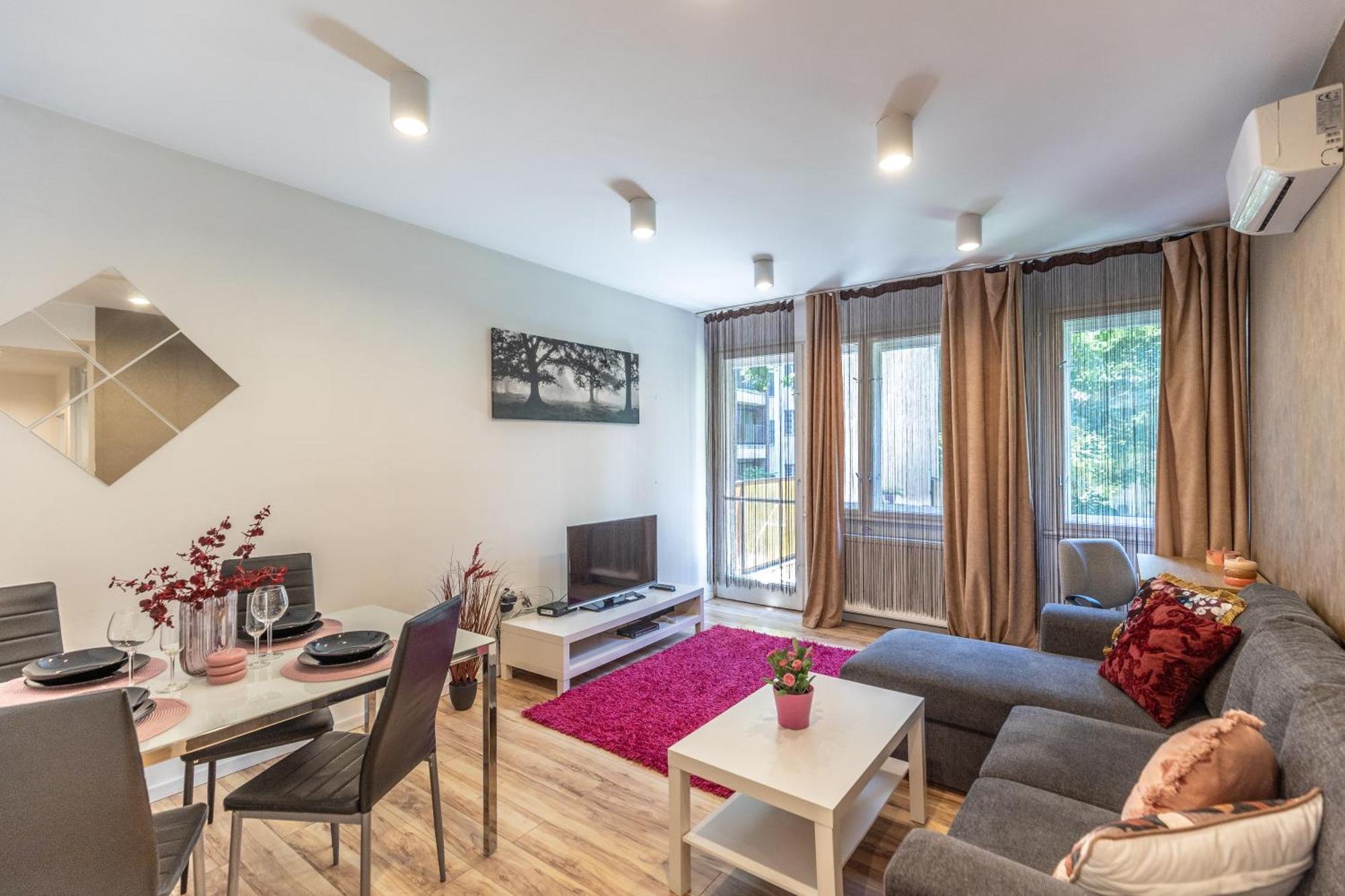 Gems Of Budapest - Ruby Unit Luaran gambar
