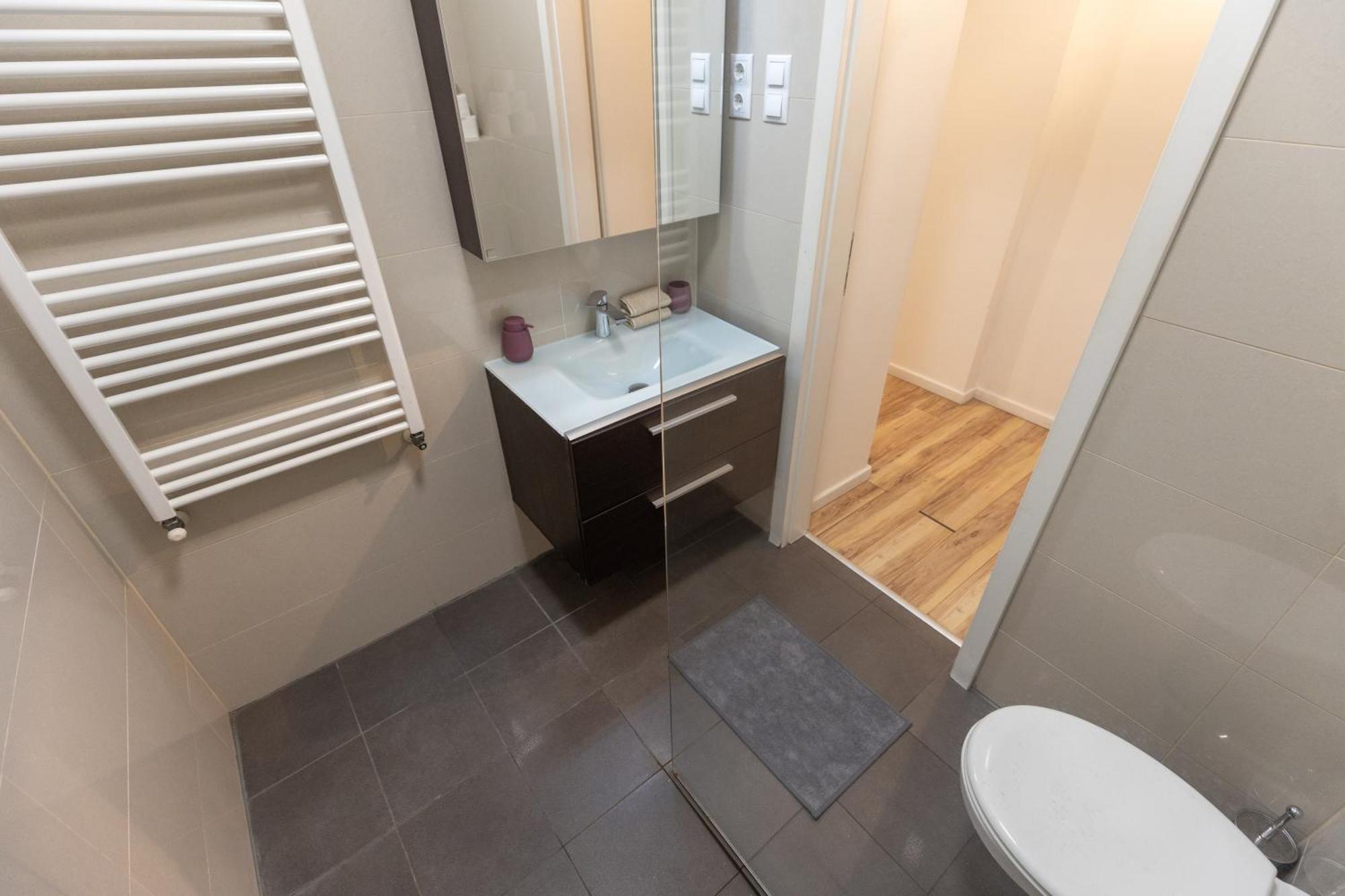 Gems Of Budapest - Ruby Unit Luaran gambar