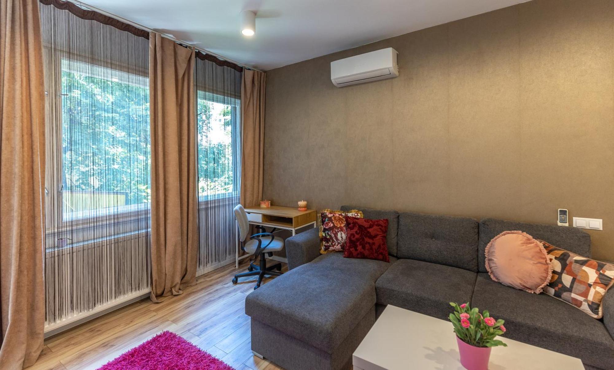 Gems Of Budapest - Ruby Unit Luaran gambar