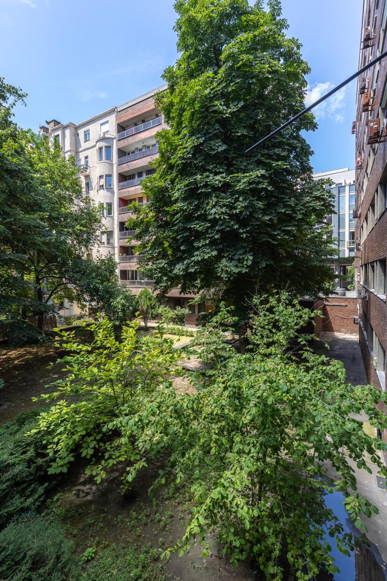 Gems Of Budapest - Ruby Unit Luaran gambar
